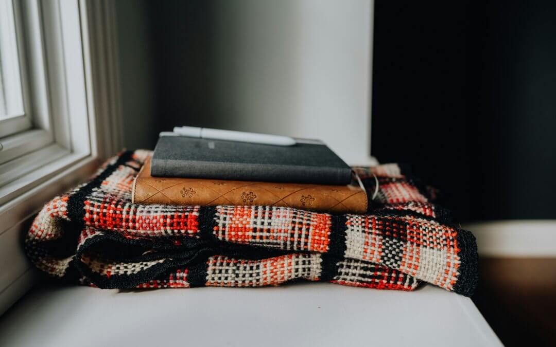 Cosy Up with These Winter Reads: Seasonal Reading For Winter